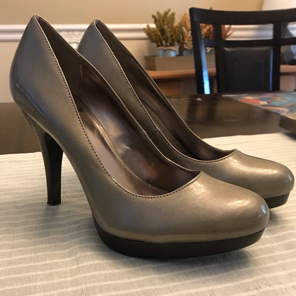 Alfani Pumps size 7.5